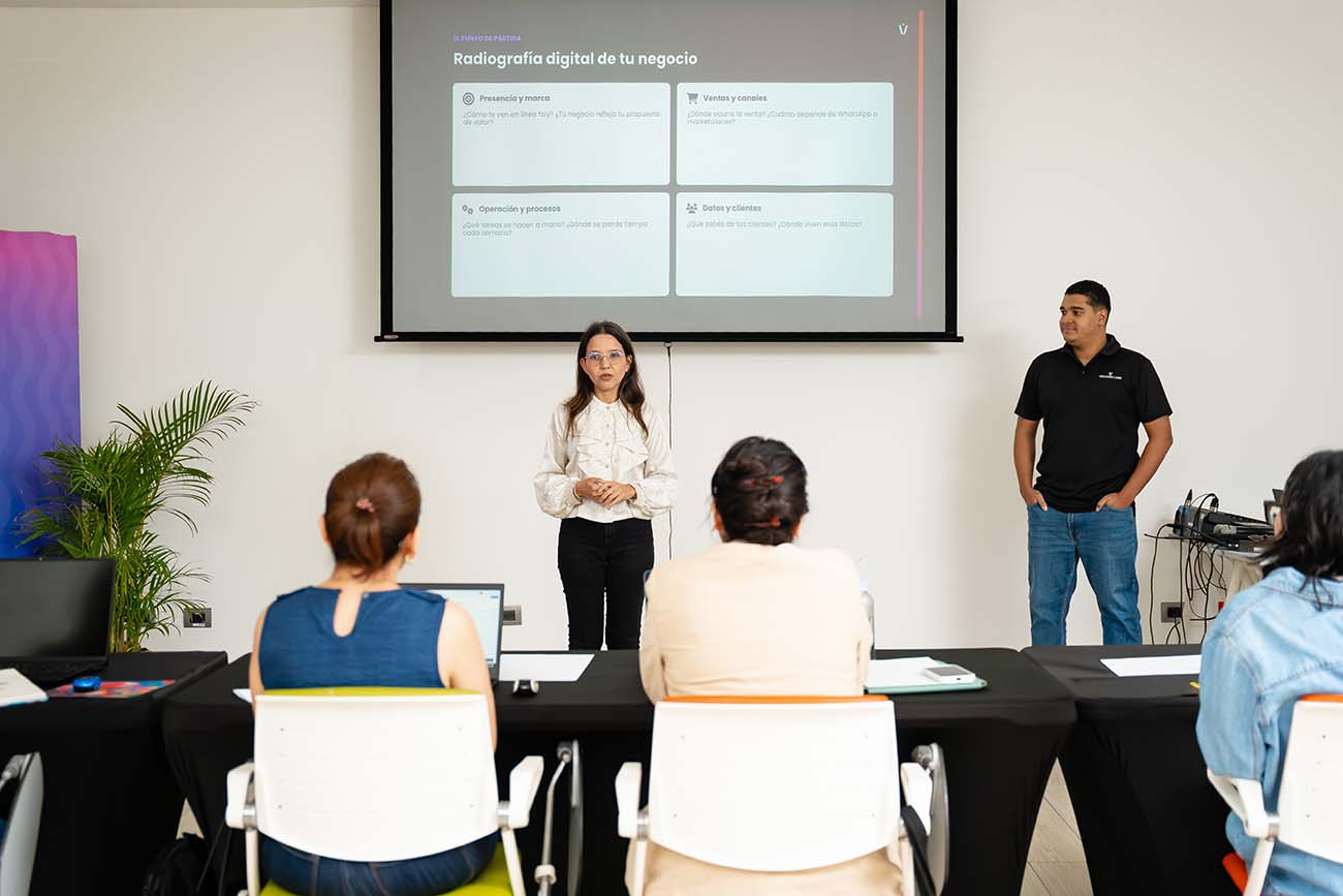 Inicio del Curso de Construye Tu Negocio Digital